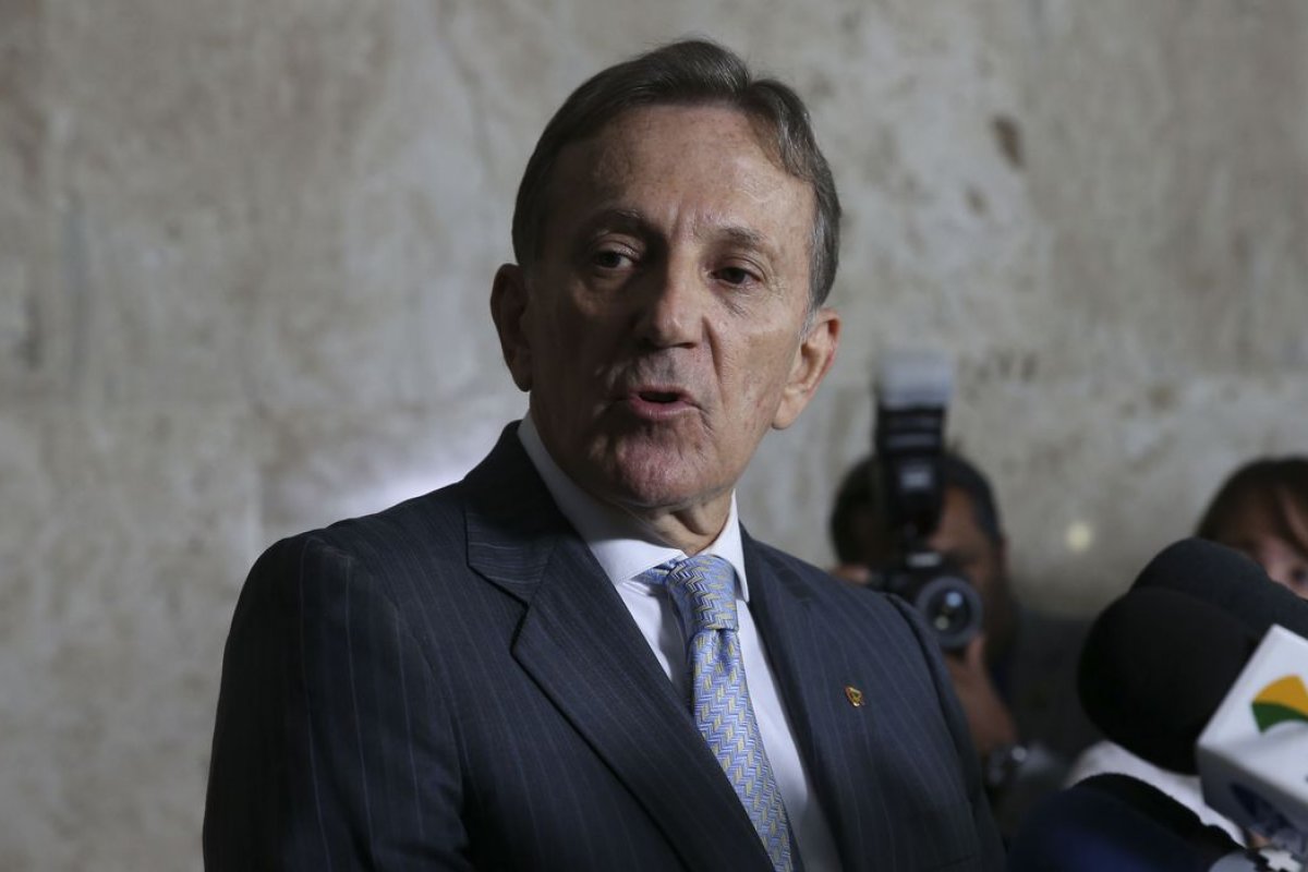 Correios é uma empresa de logística, enfatiza presidente da estatal