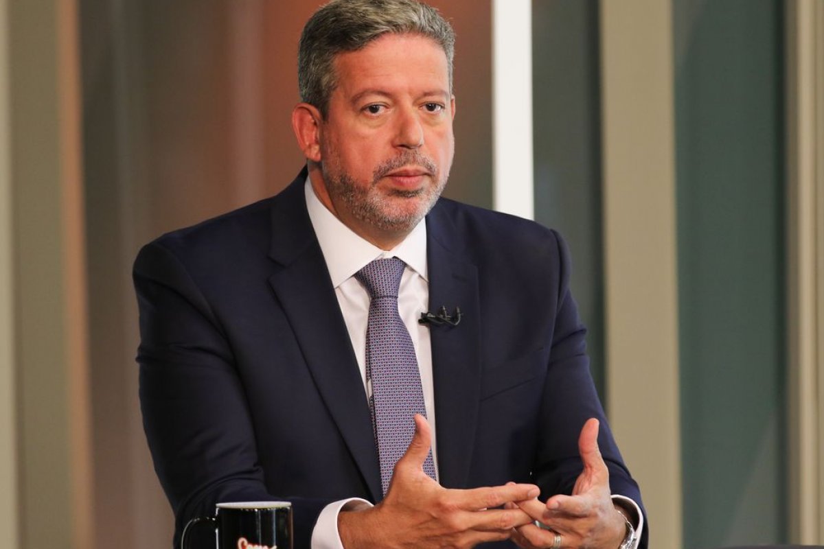  'Não é hora de individualismos', diz Arthu Lira sobre preço dos combustíveis 