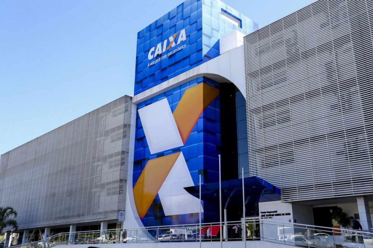 Citado em denúncias de assédio, vice-presidente da Caixa renuncia