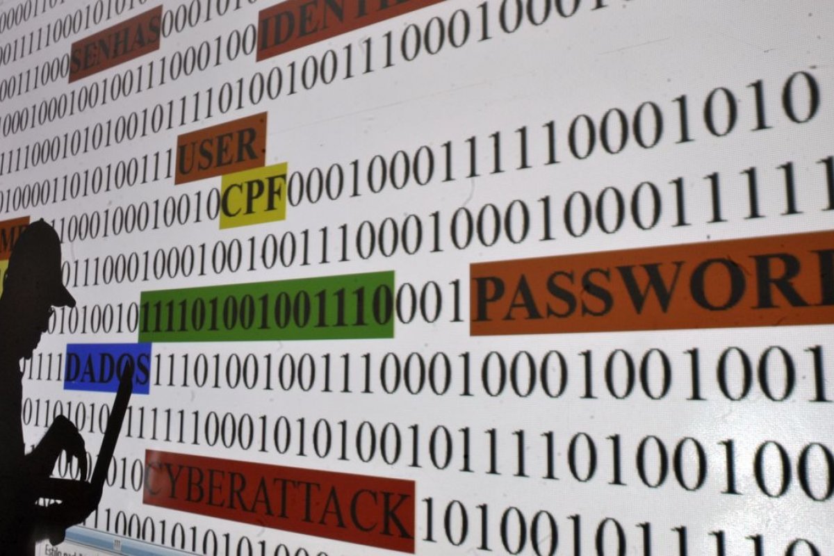 Brasil registra mais de 3 casos de 'stalking' por hora, diz Fórum