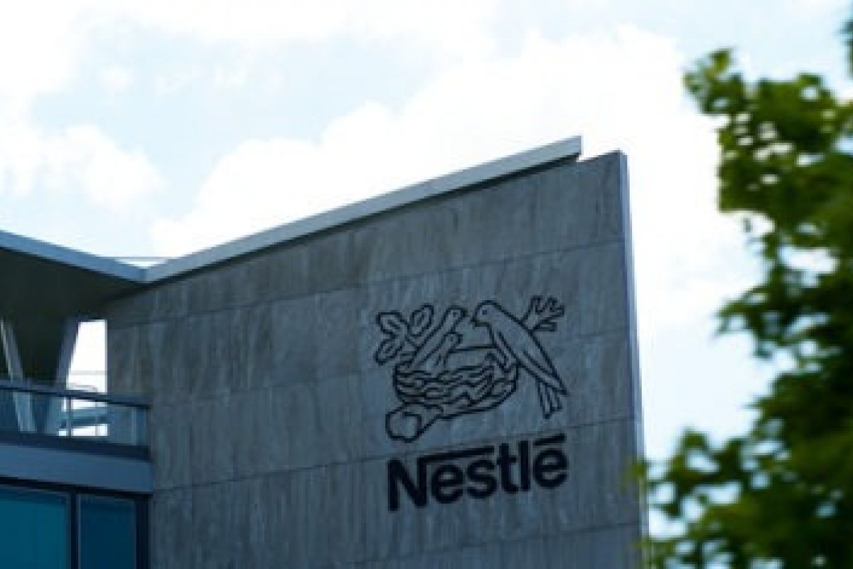 Justiça determina nova adesivagem em produtos de fórmulas infantis da Nestlé