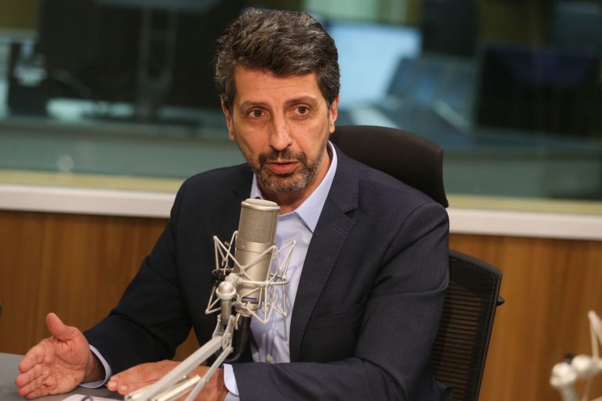 Ministro do Meio Ambiente vai à Câmara explicar aumento de desmatamento na Amazônia