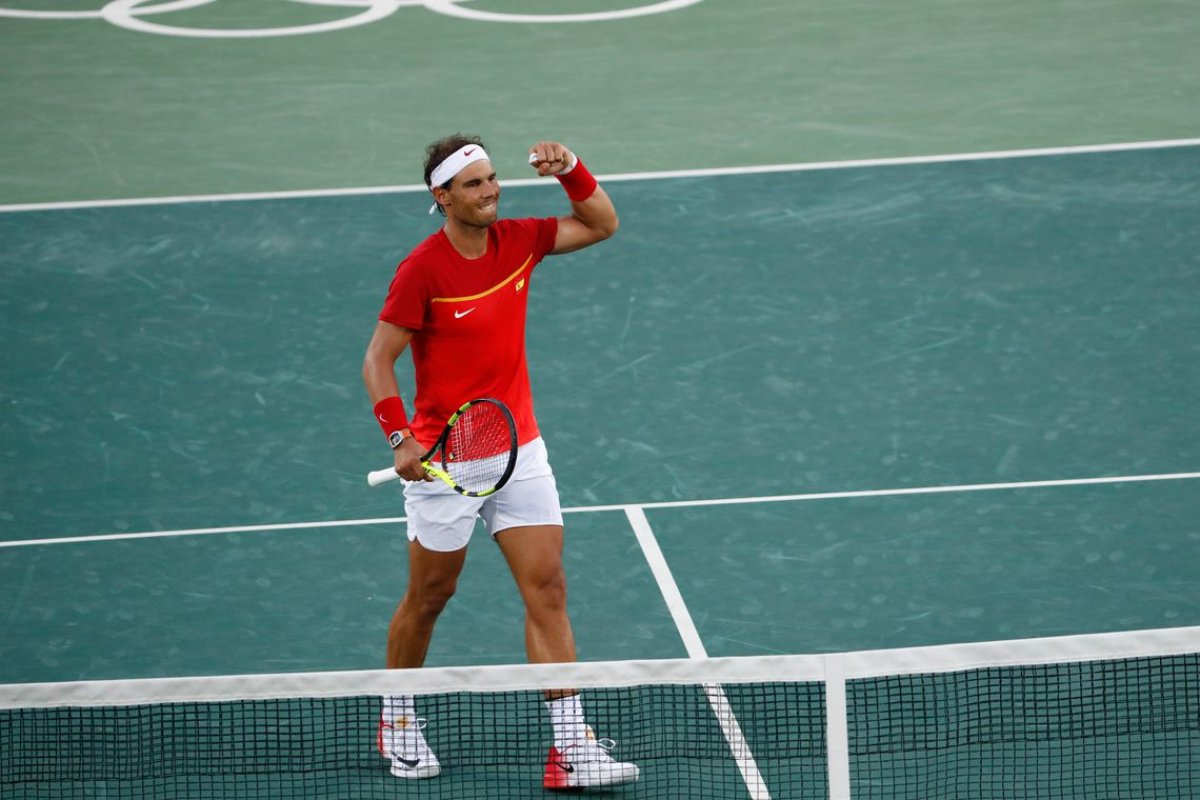 Nadal ultrapassa Djokovic e vira novo líder do ranking mundial de tênis