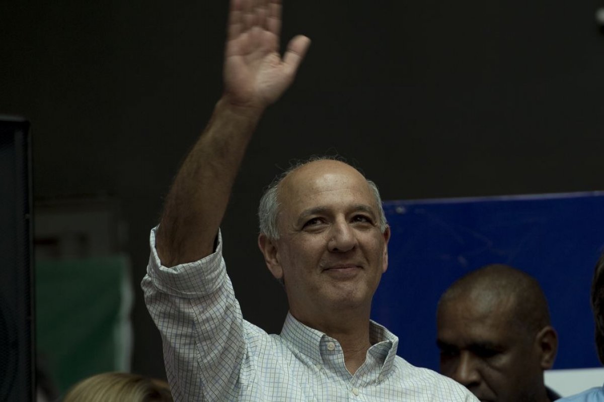 STJ concede liminar que libera ex-governador do DF a disputar eleição