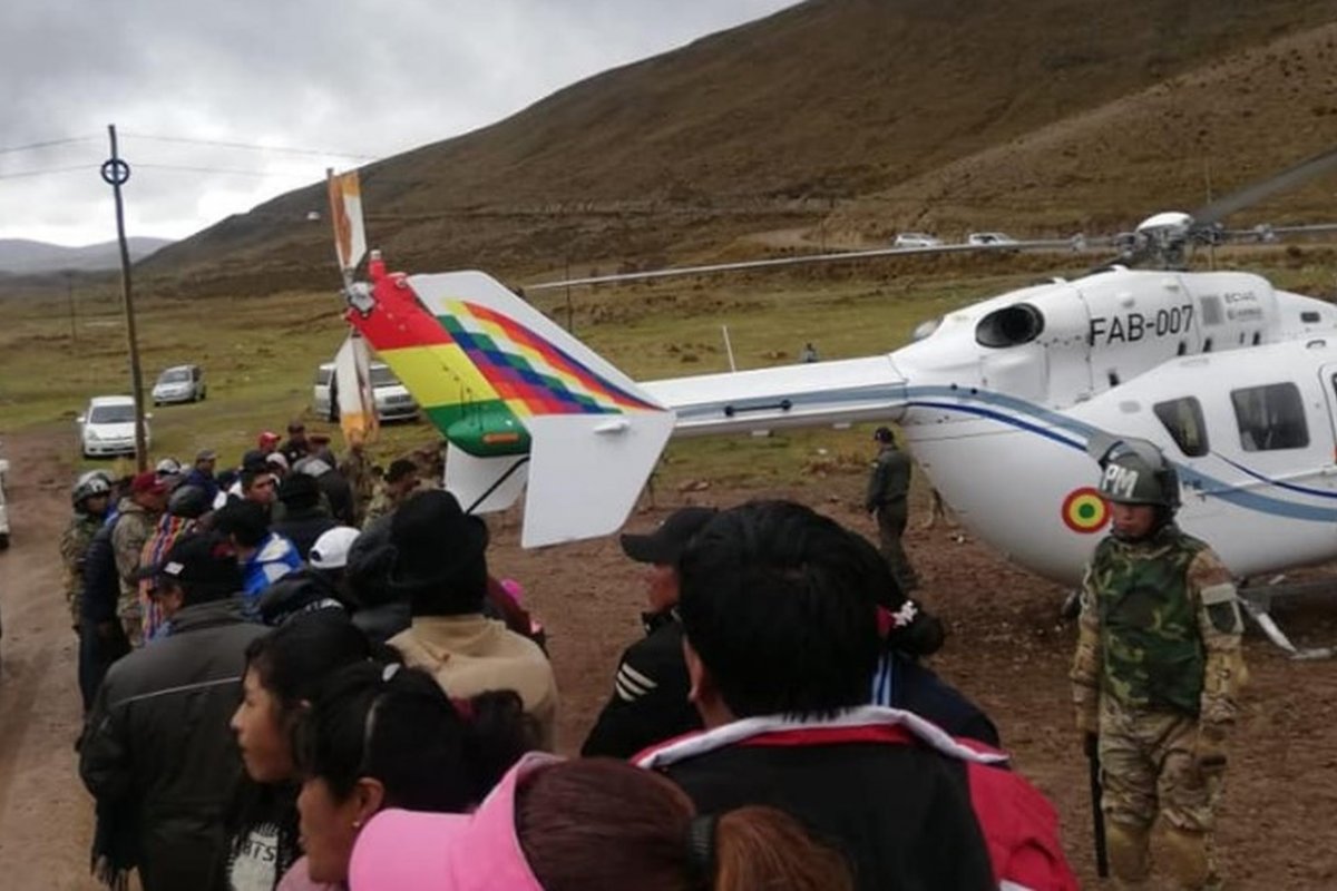 Helicóptero que levava Evo Morales sofre pane na decolagem