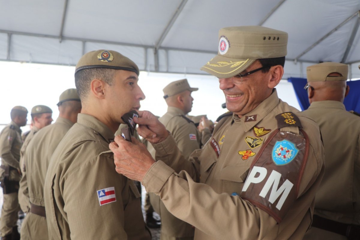 PMBA realiza solenidade para receber oficiais recém-promovidos