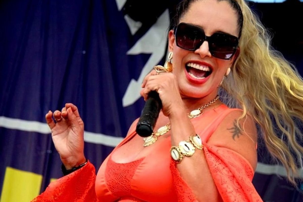 Projeto AXÉ PRA VOCÊ SALVADOR traz Sarajane com show gratuito no Pelourinho!