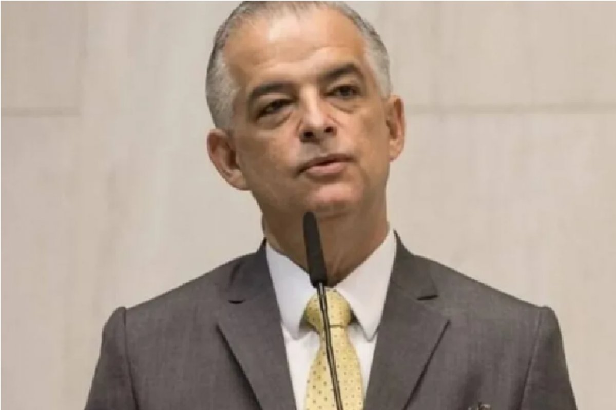 Márcio França afirma que desistiu de disputar governo de SP e vai se lançar ao Senado