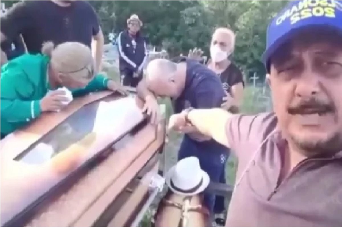 Vídeo: "Um ladrão de celular matou mais um pai de família", diz homem em desabafo à menção de Lula