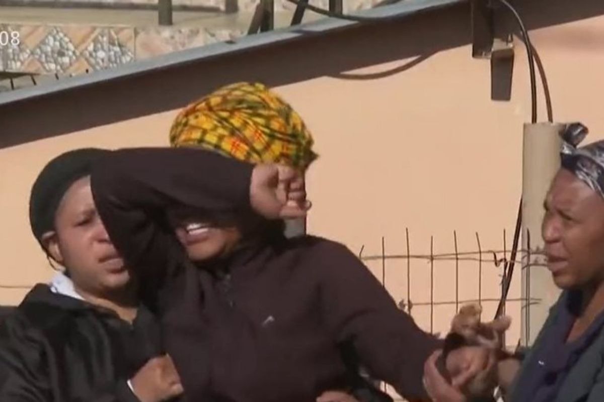 Atentado armado deixa 15 mortos na África do Sul