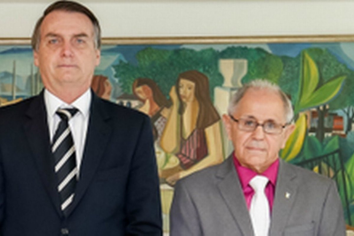General Santa Rosa pede demissão da secretaria de Assuntos Estratégicos