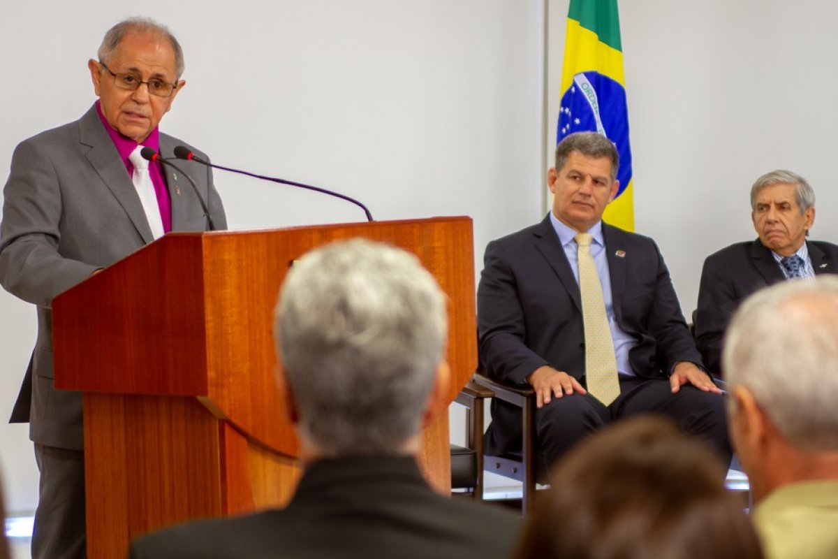 Secretário da Presidência, Maynard Santa Rosa, pede demissão do cargo
