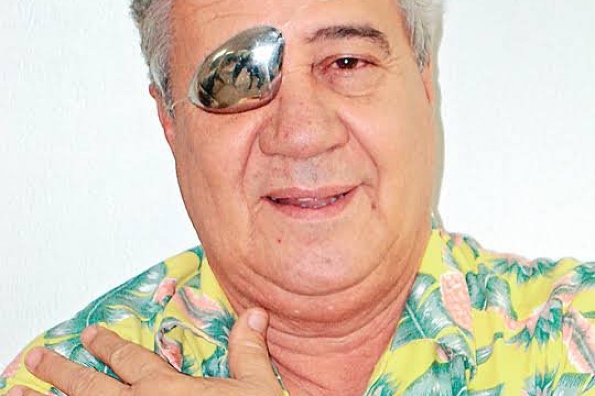 Morre o escultor Tatti Moreno!