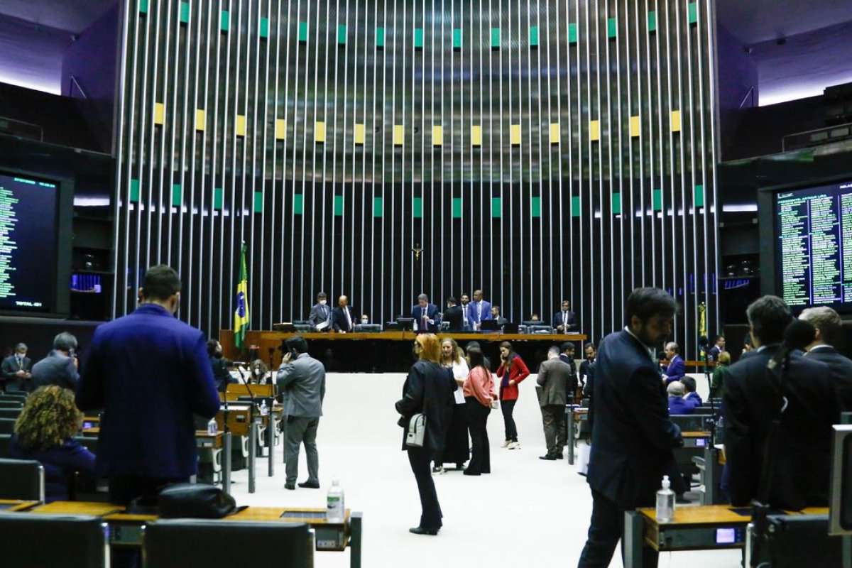 PEC dos Benefícios tem texto-base aprovado pela Câmara em segundo turno