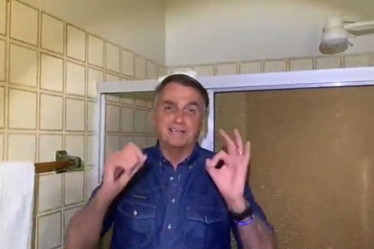 Vídeo: Bolsonaro se hospeda em Batalhão, enquanto Lula gasta R$ 6 mil em suíte