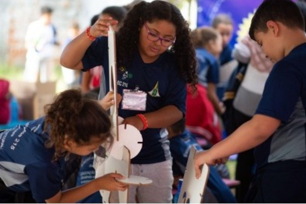 Expedição ‘Meninas Curiosas, Mulheres de Futuro’ fica em Salvador até sexta-feira (15)