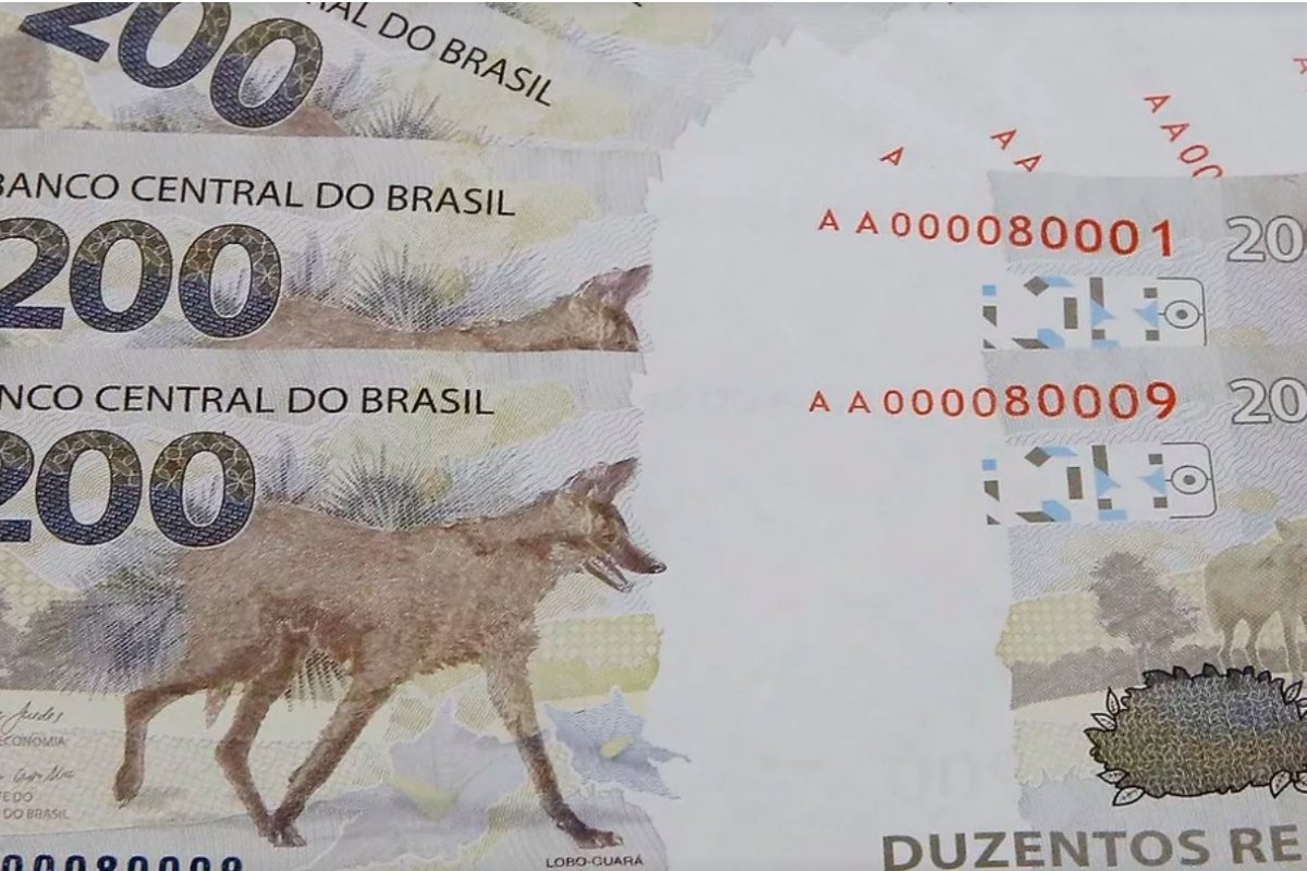 Mesmo 'extinta', cédula de R$ 1 é mais popular que a de R$ 200