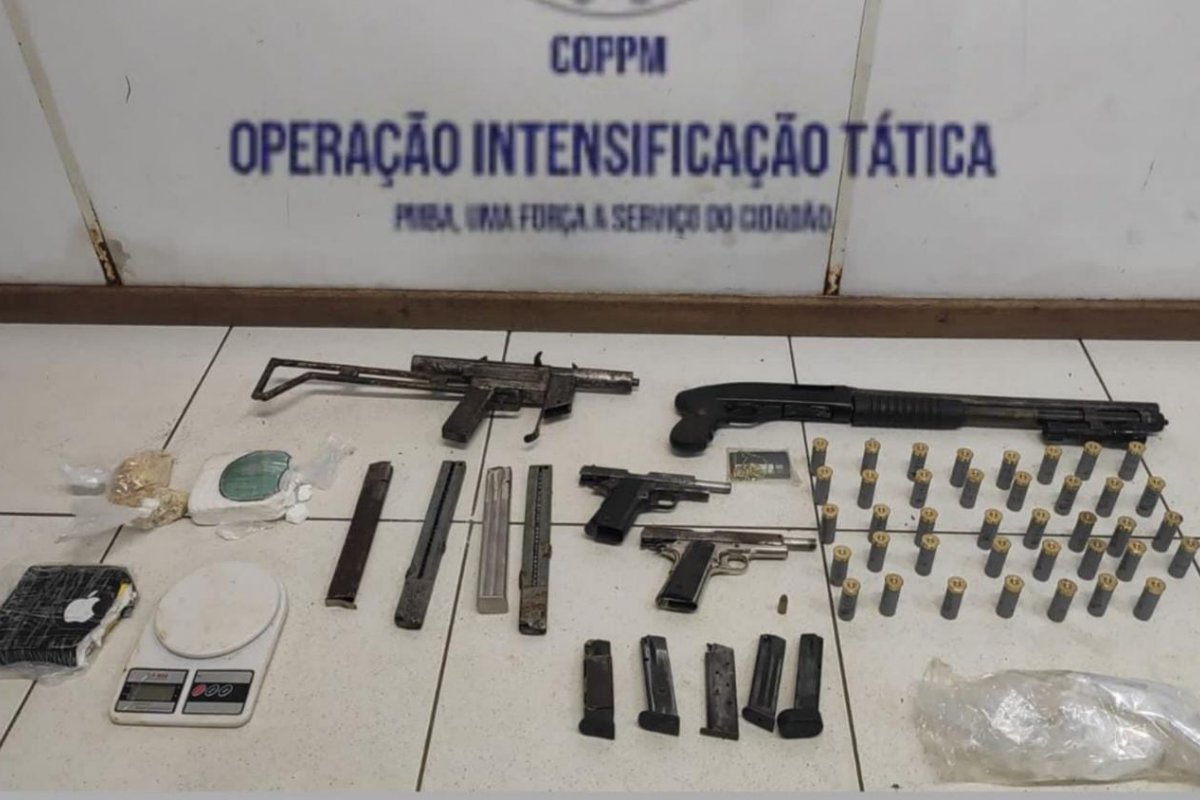 PM apreende 4 armas de fogo e evita confronto entre traficantes no subúrbio de Salvador