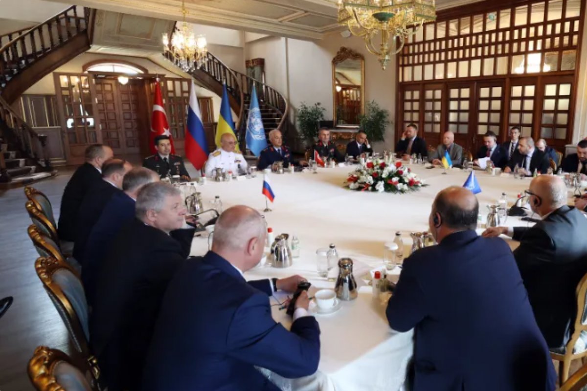 Acordo para liberar exportação de grãos é assinado pela Ucrânia, Rússia e Turquia