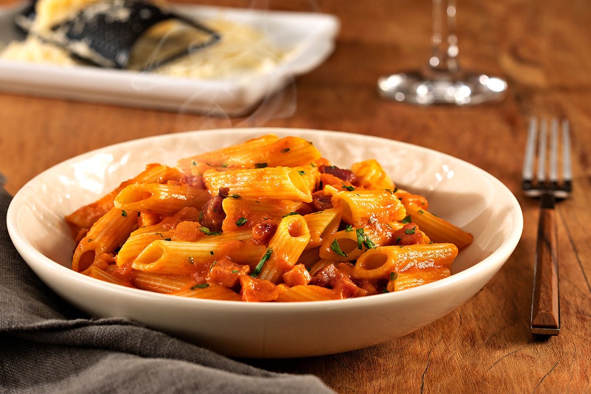 Almoço de fim de semana: Aprenda a fazer Penne Alla vodka!