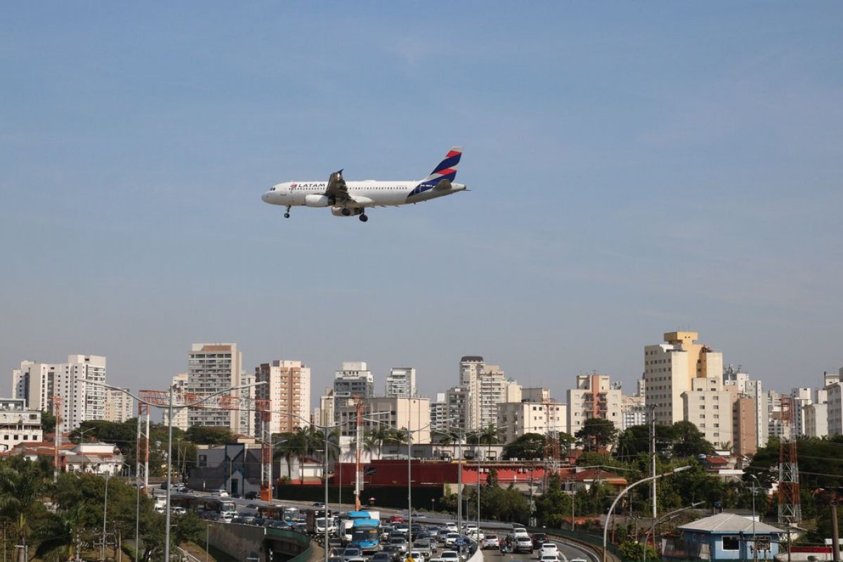 Serviços ligados ao turismo ficaram 41,39% mais caros em junho