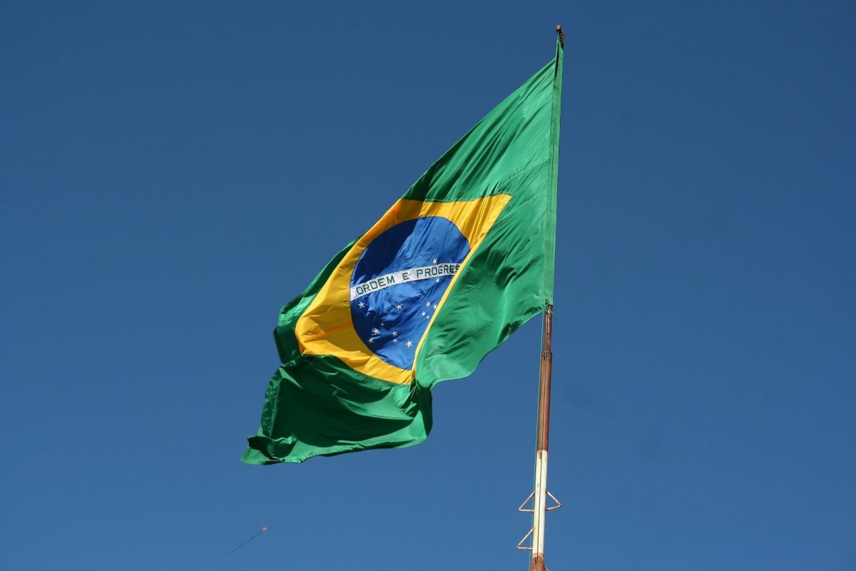 TRE do RS decide que uso da bandeira do Brasil não configura propaganda eleitoral