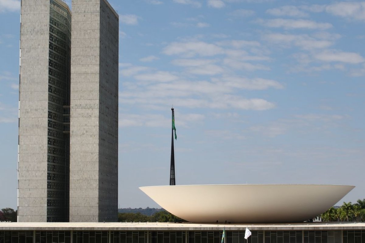 Congresso deve ter duas semanas de votações em plenário até eleições