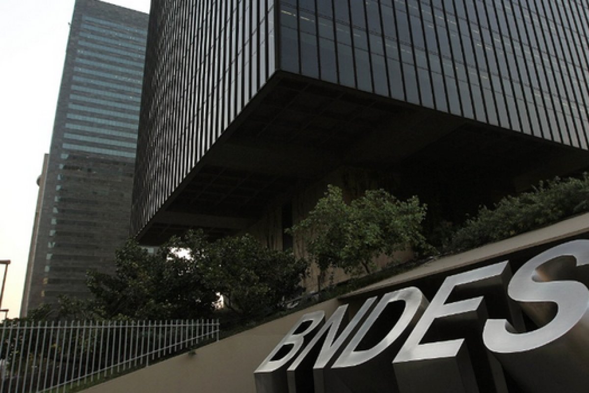 União receberá 30 bilhões de antecipação do BNDES