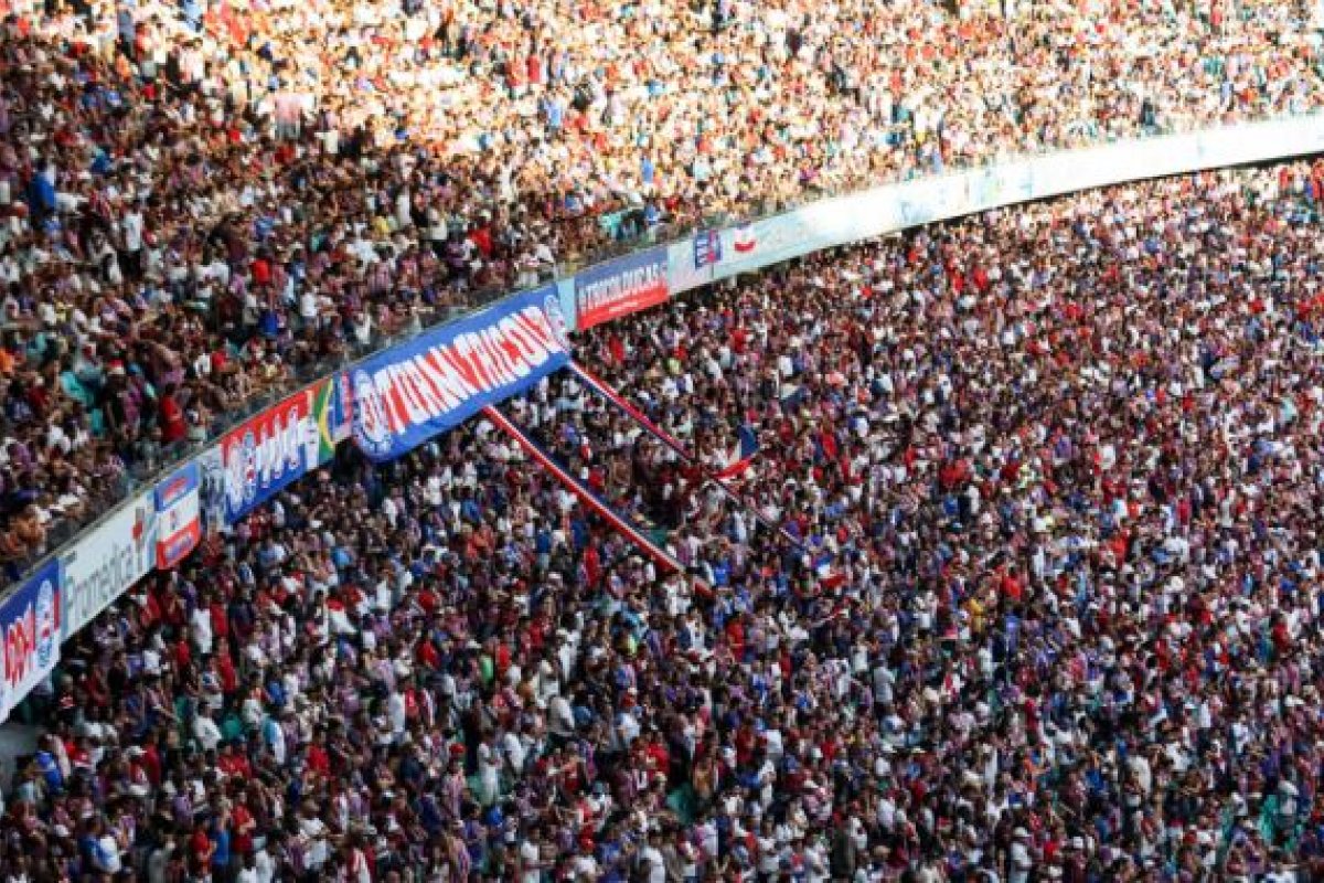 Bahia anuncia venda de mais de 20 mil ingressos para jogo contra o CRB