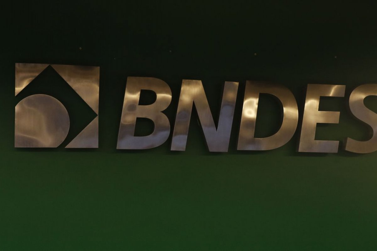 BNDES vence prêmio de melhor 'transformação bancária' em 2022