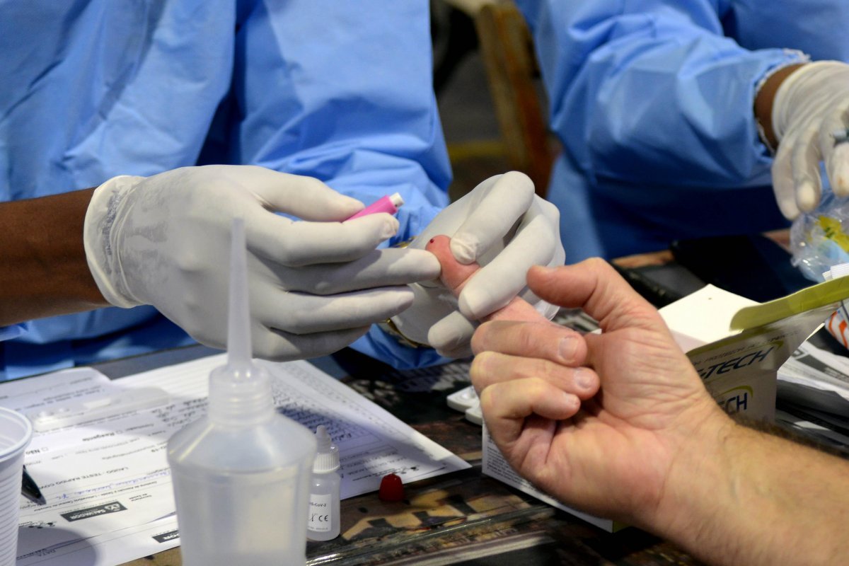 Salvador: aplicação da 4ª dose contra a Covid-19 segue para pessoas de 40 anos ou mais