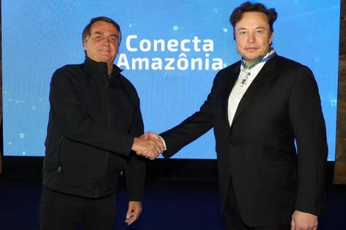 Após dois meses, parceria anunciada por Bolsonaro com Musk ainda foi não fechada