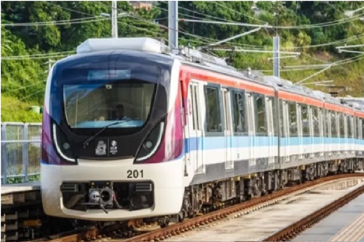 Salvador: Batida de carros entre estações afeta rede da Linha 2 do Metro 