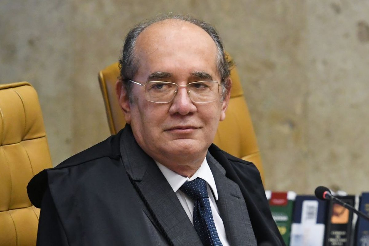 Gilmar Mendes ironiza suposta fraude de urnas eletrônicas que elegeram Bia Kicis