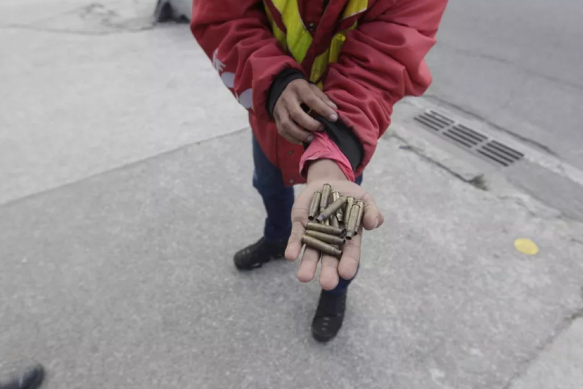 Polícia Militar confirma 5 mortes em operação no Complexo do Alemão