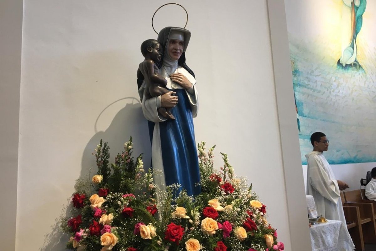 Santa Dulce dos Pobres recebe título de Doutor Honoris Causa pela Universidade Católica de Brasília