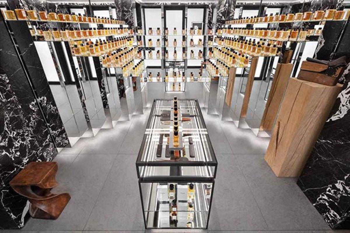 Celine inaugura loja em Paris dedicada exclusivamente aos perfumes