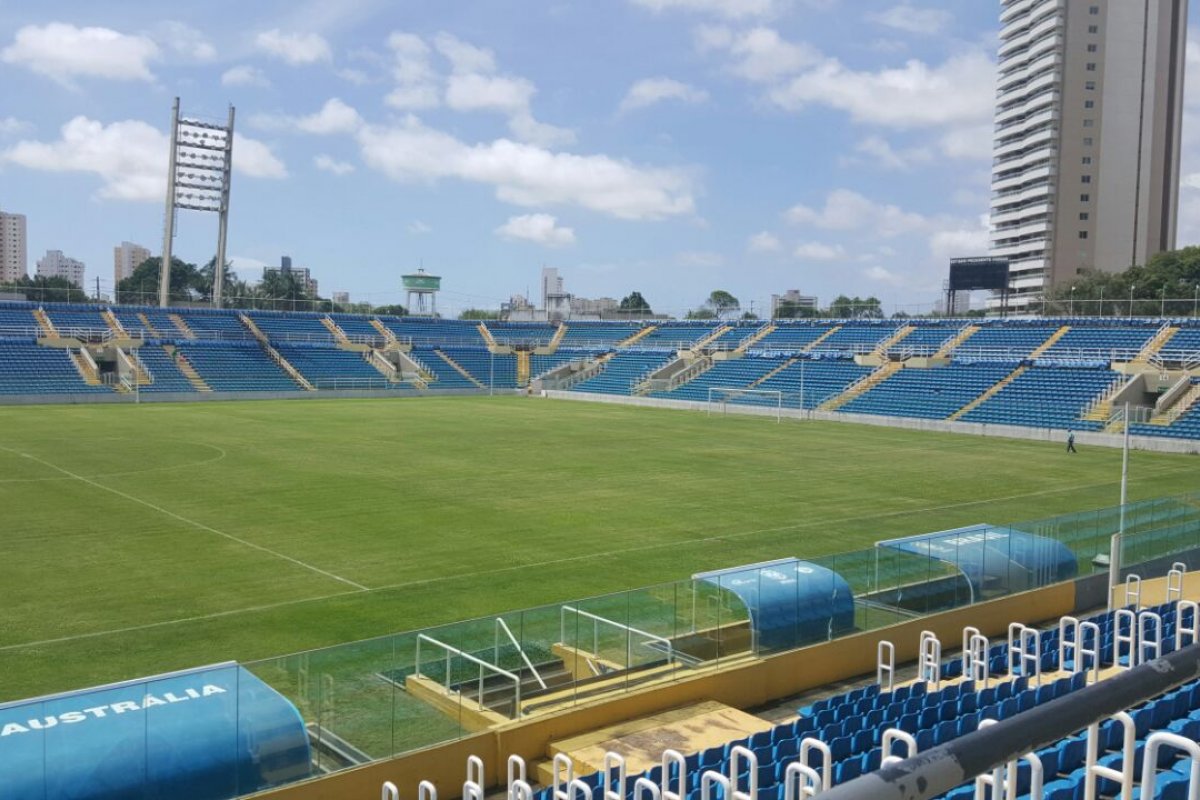 Vitória empata sem gols com Ferroviário e perde chance de entrar no G-8 da Série C