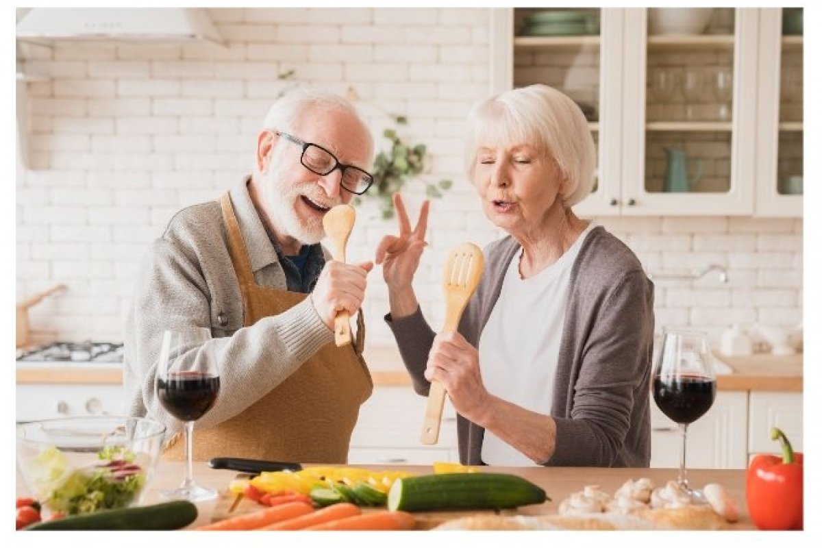 Um brinde aos avós que mimam seus netos: Sommelier seleciona rótulos especiais para celebrar a data daqueles que unem e enchem as famílias de carinho e amor!