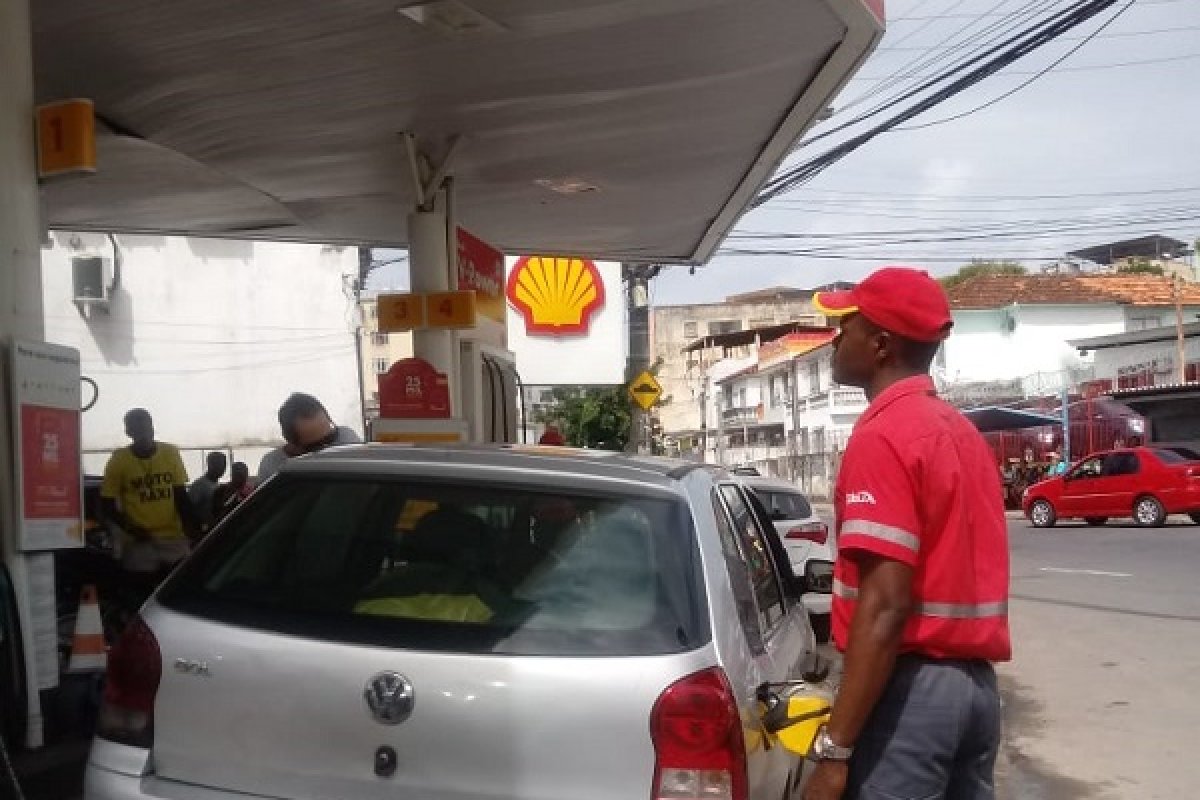 Bahia tem a 5ª gasolina mais cara entre os estados brasileiros
