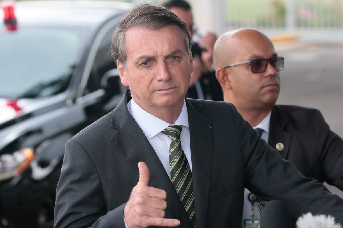 Número de novas pistolas liberadas pela PF subiu 170% no governo Bolsonaro