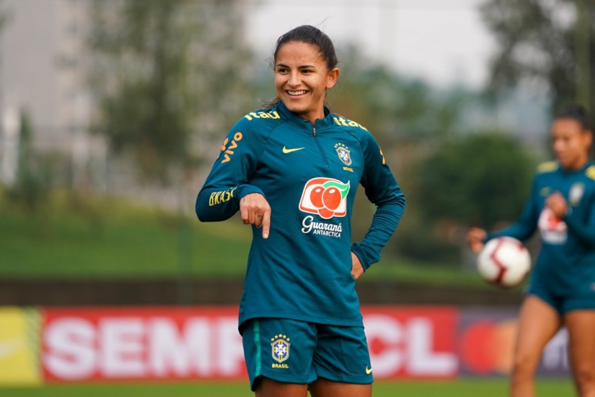 Seleção Brasileira feminina enfrenta Canadá em torneio amistoso