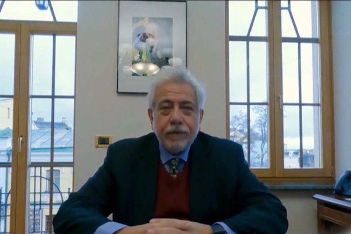 Após quase 5 meses, embaixador do Brasil retorna a Kiev