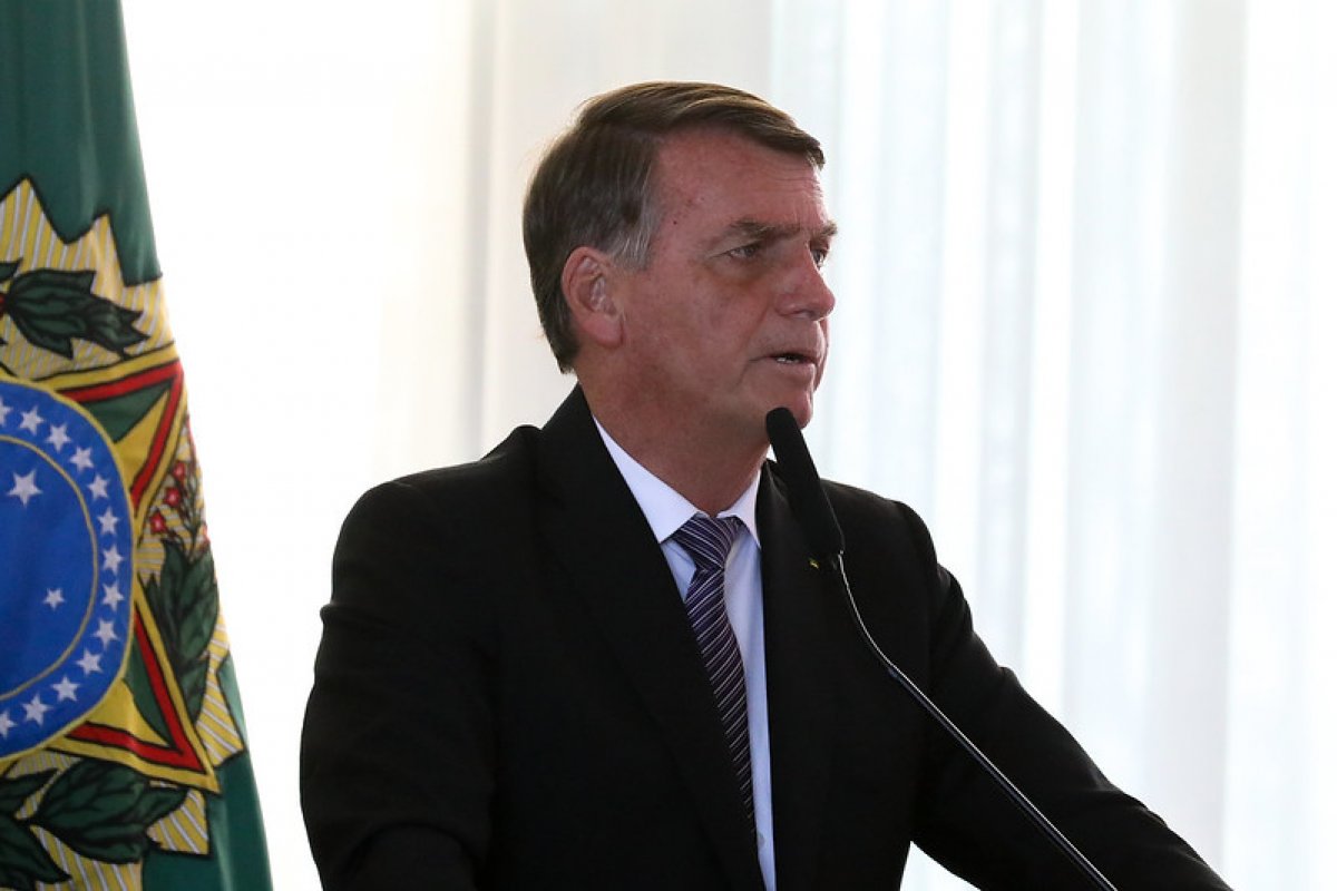 PT, PV e PCdoB vão ao TSE contra Bolsonaro por suposta propaganda eleitoral irregular
