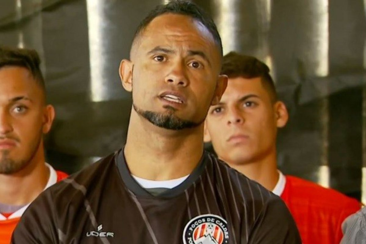 Por determinação de prefeito, clube cearense desiste da contratação de Bruno