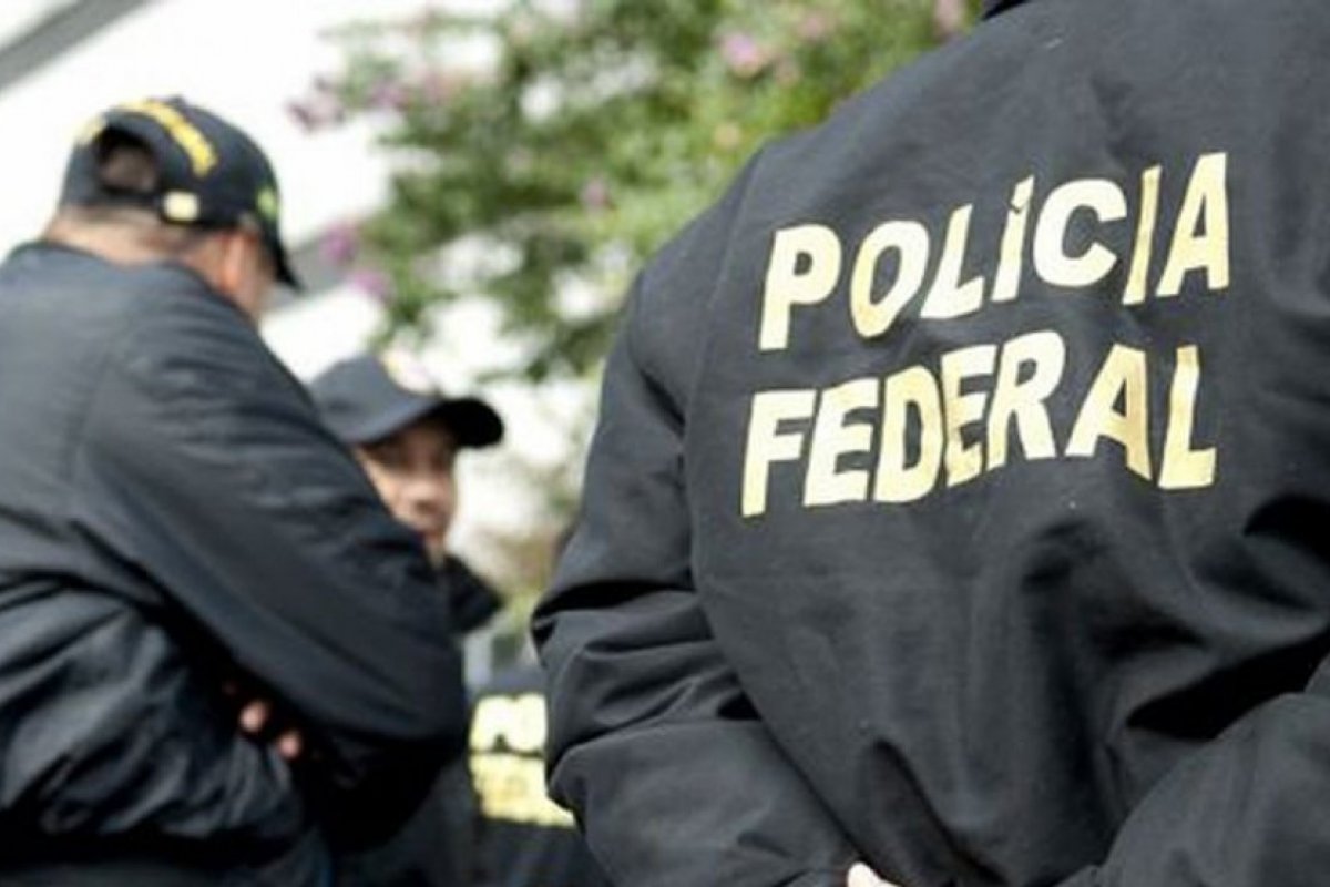 Polícia Federal prende estrangeiro foragido em Simões Filho (BA)