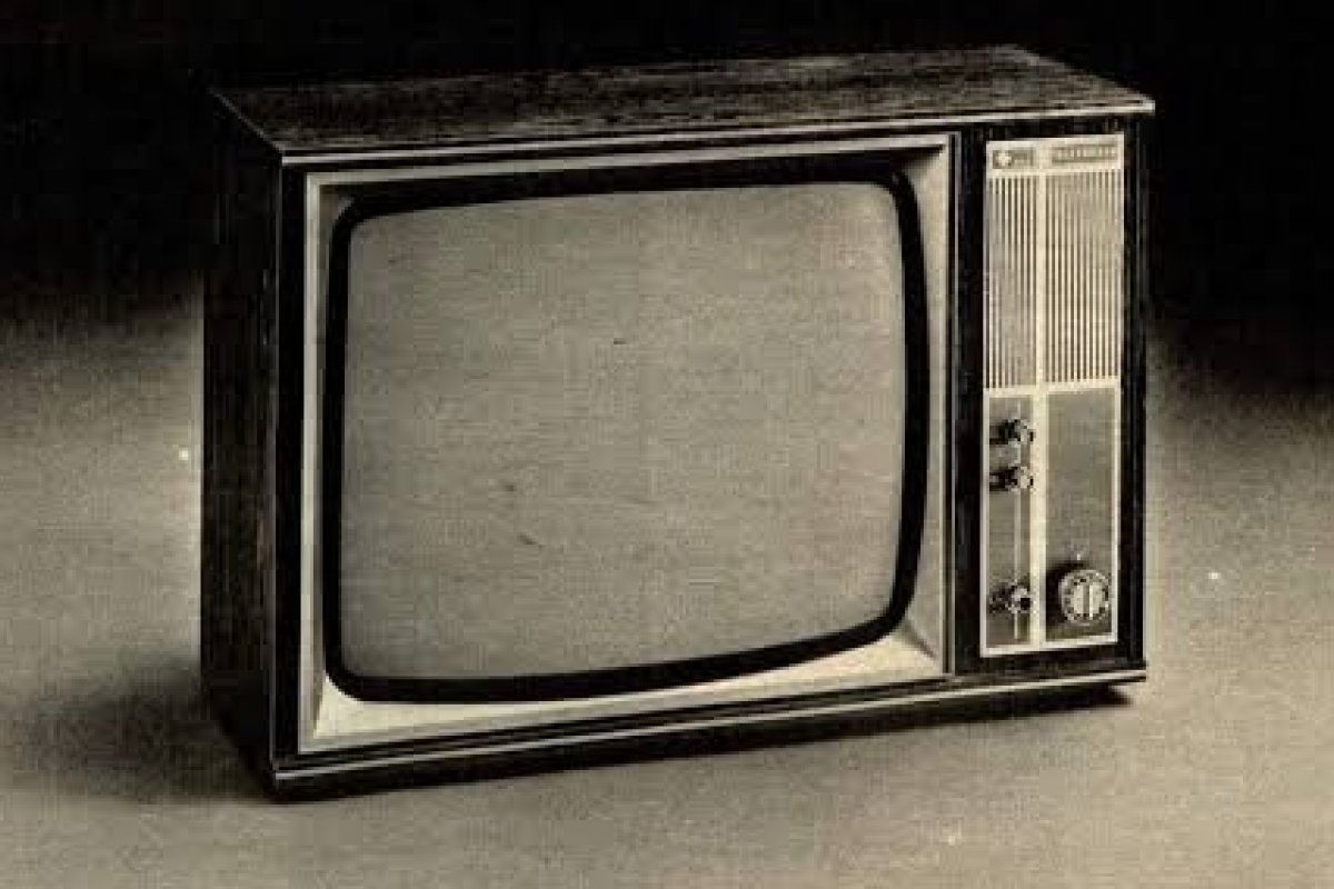 Telefunken, icônica marca de televisores dos anos 1970 a 1990, volta ao mercado brasileiro com uma ampla linha de eletrodomésticos e eletroportáteis!