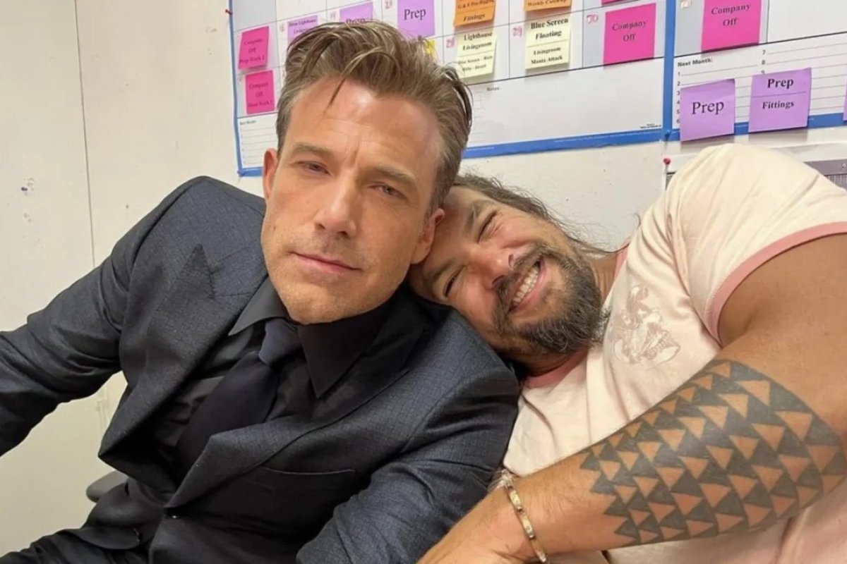 Jason Momoa mostra Affleck em set de Aquaman 2