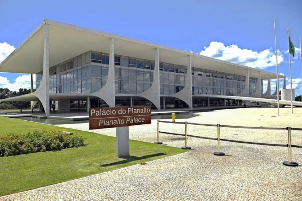 Veículos de imprensa formam pool para debate presidencial no dia 14 de setembro