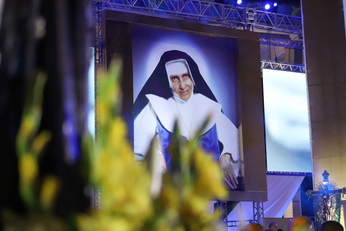 Trezena dedicada à Santa Dulce dos Pobres começa nesta segunda-feira (1°); veja